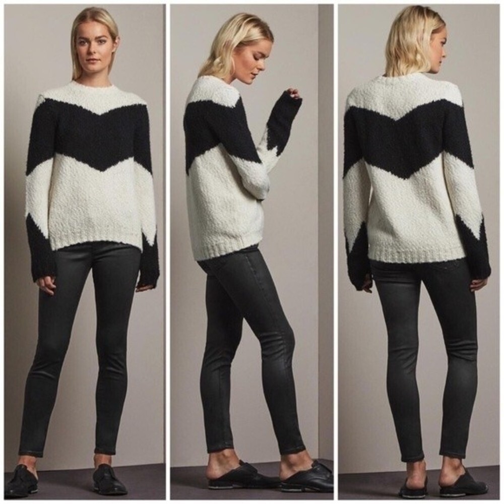 AG | The Leatherette Super Skinny Legging Ankle in Vintage Black Coated Denim 25